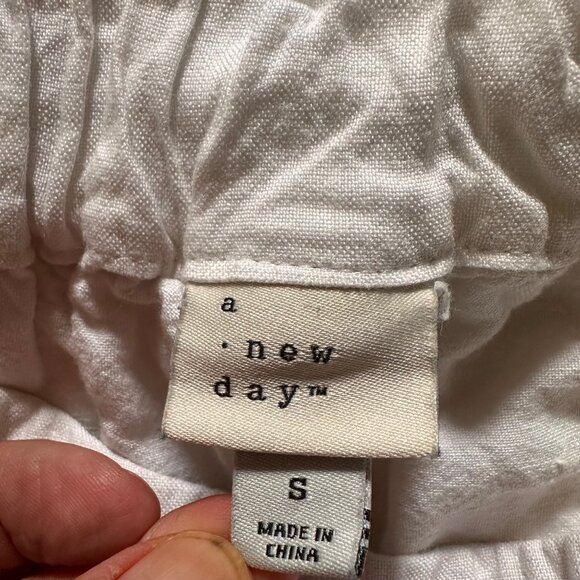 A New Day Linen Blend Wide Leg Pants Small Cropped Beachy Flowy White Elastic - Picture 6 of 8